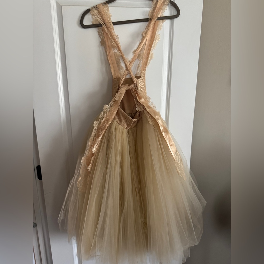 Amalee Accessories Tulle Flower Girl Formal Dress for girls size 4 - Picture 3 of 5